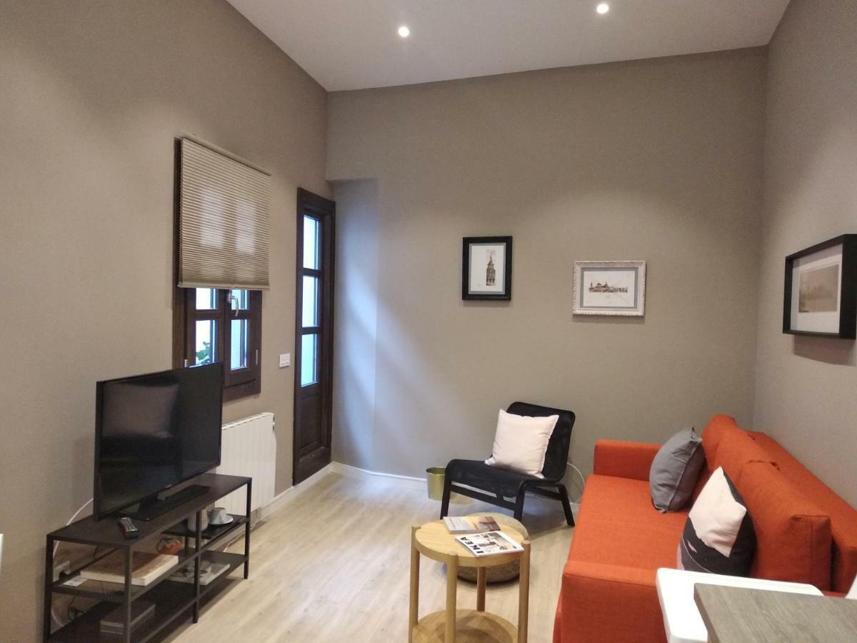 La Casa Tahona Plaza De Cervantes 알칼라데에나레스 외부 사진